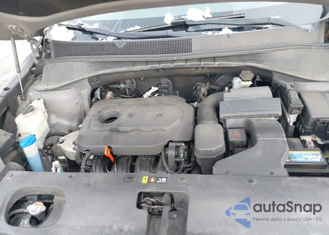 2016 Kia Sorento 2.4L Lx z USA, uszkodzony, nr VIN 5XYPGDA39GG013618